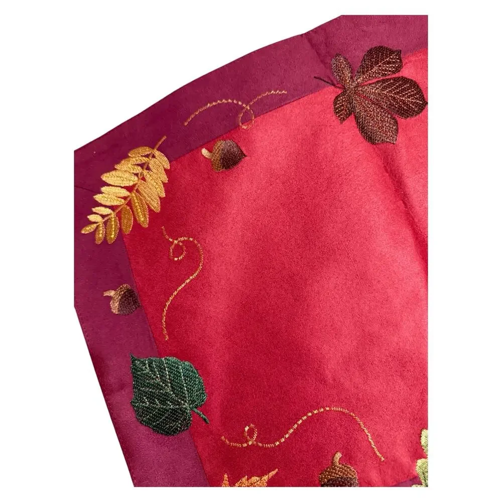 Thanksgiving Decor Table Runner Country Home Falling Leaves Lined 13x36 NWT
